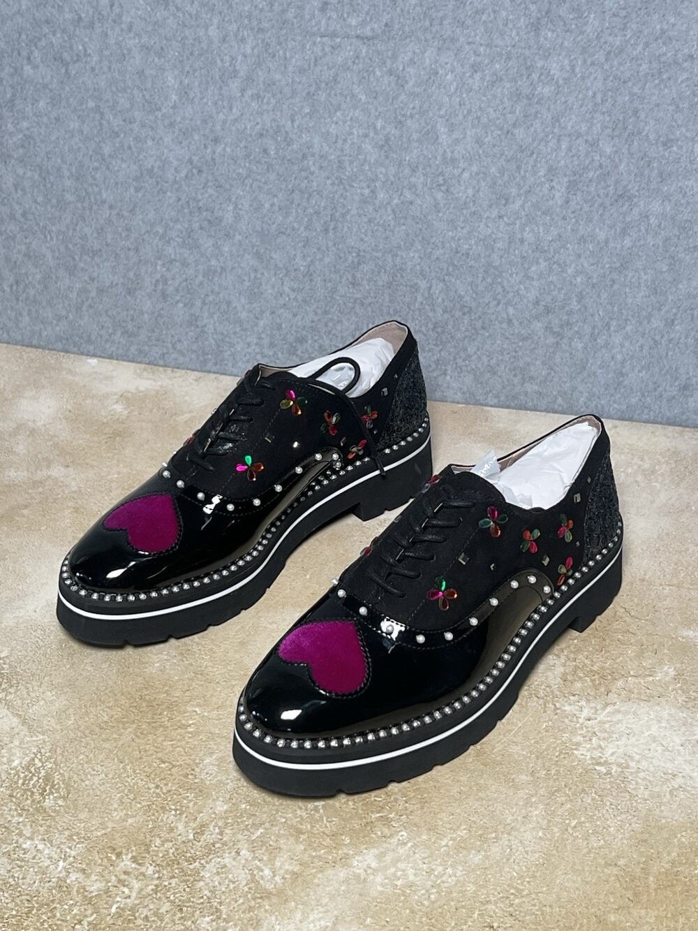 Betsey Johnson Womens 8.5 Black Pixxy Oxford Platform Shoes Rhinestone Heart NEW